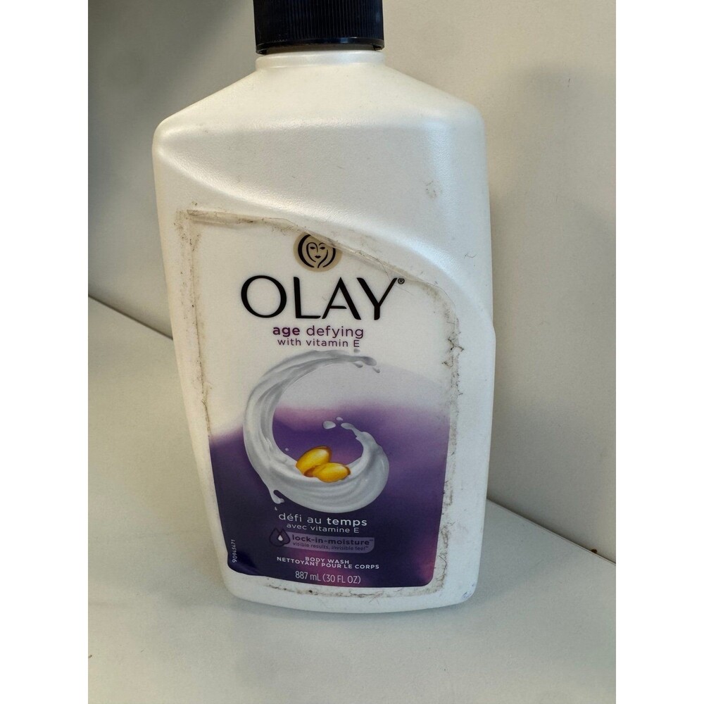 Olay Age Defying Body Wash with Vitamin E 30 fl oz Pump Bottle NEW